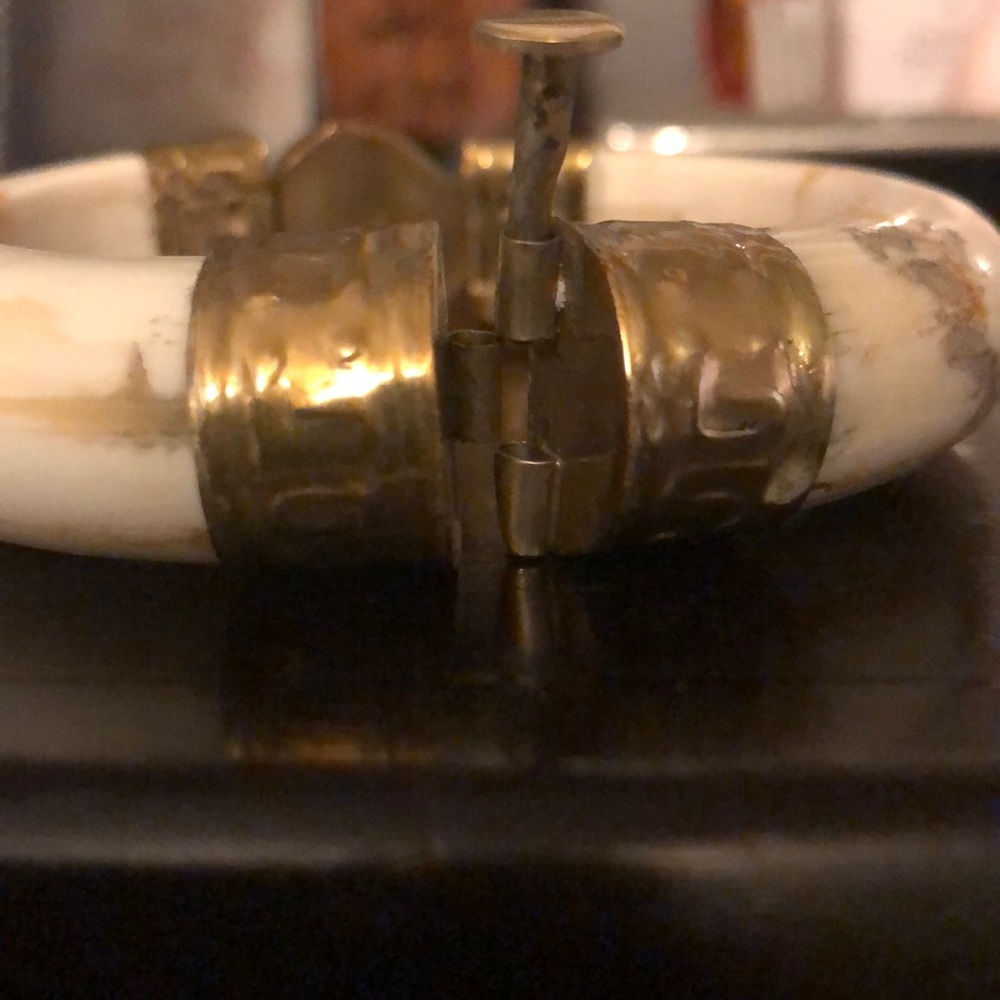 Stone bangle - Picture 4 of 6